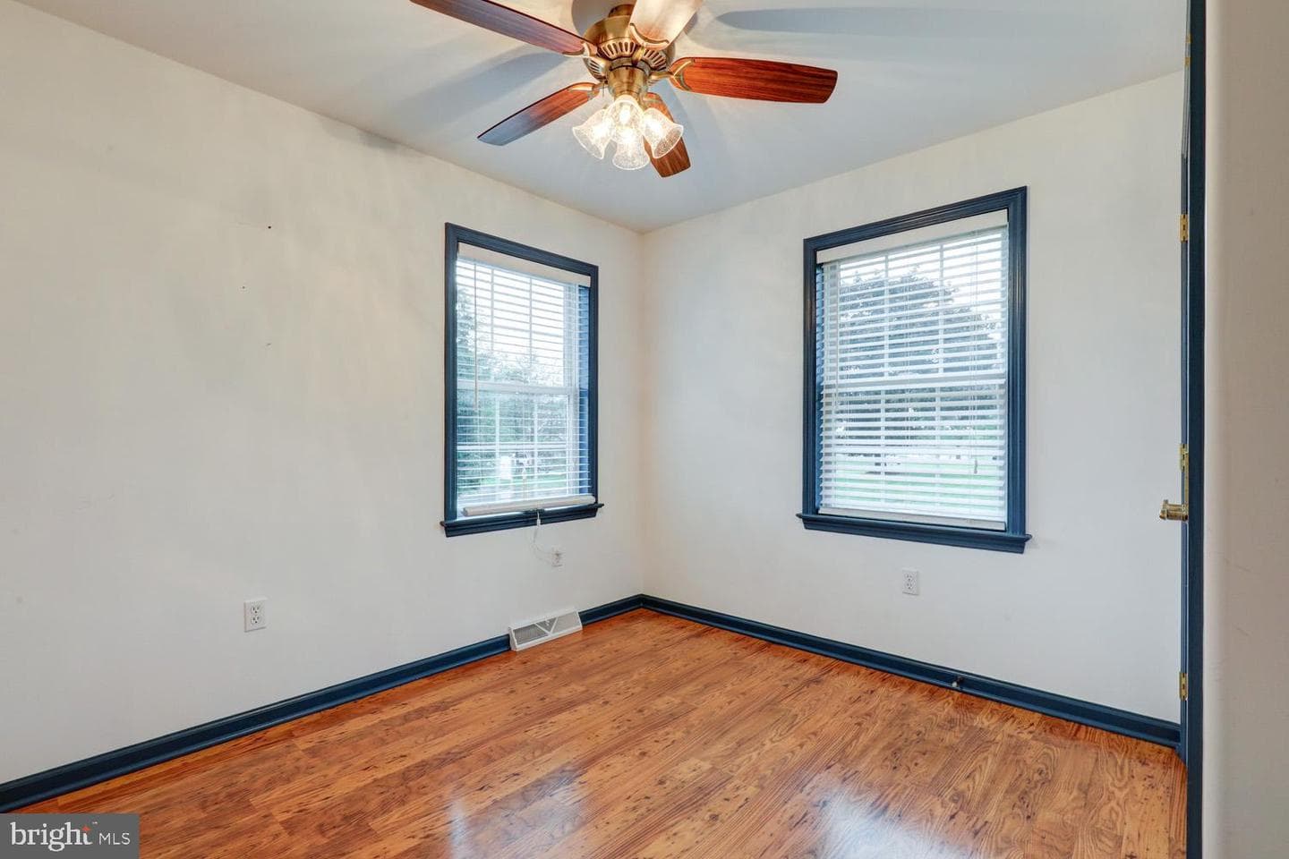 57 Carriage Drive photo 24