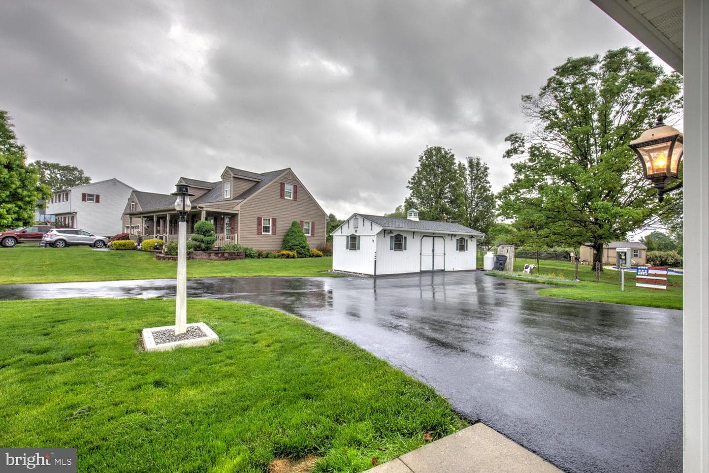 57 Carriage Drive photo 6