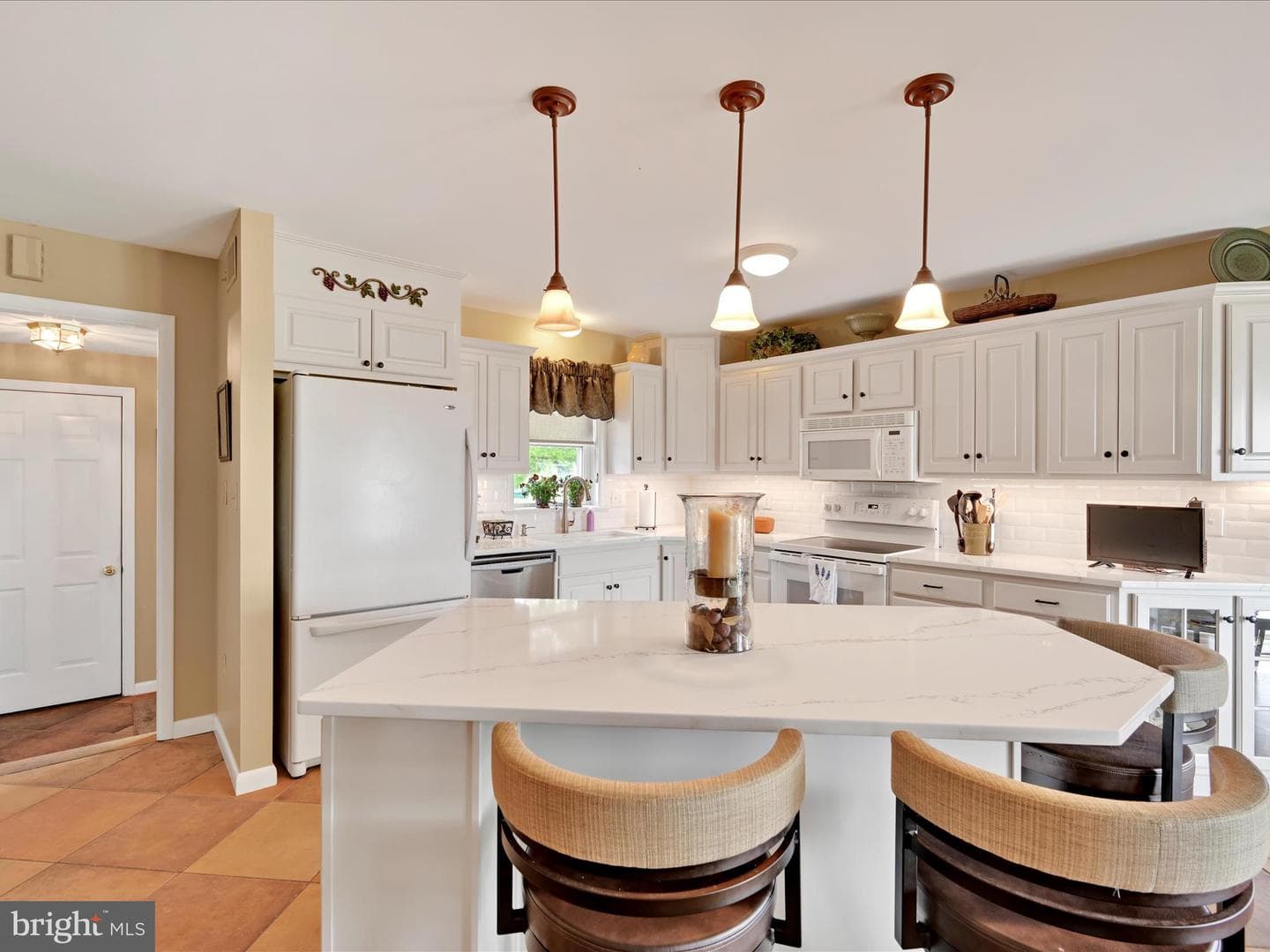 1304 Marilyn Avenue photo 8