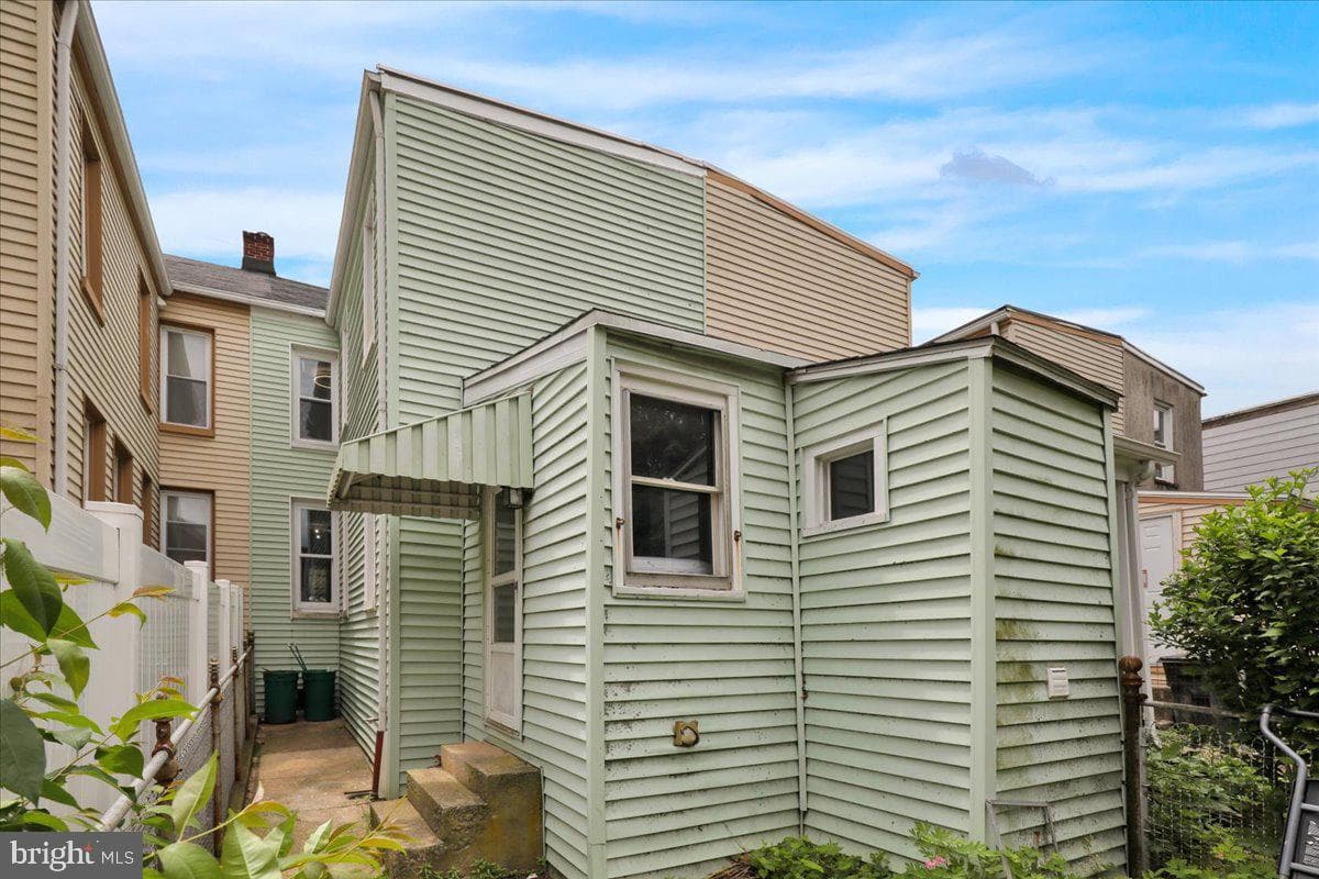 115 Fairview Avenue photo 25