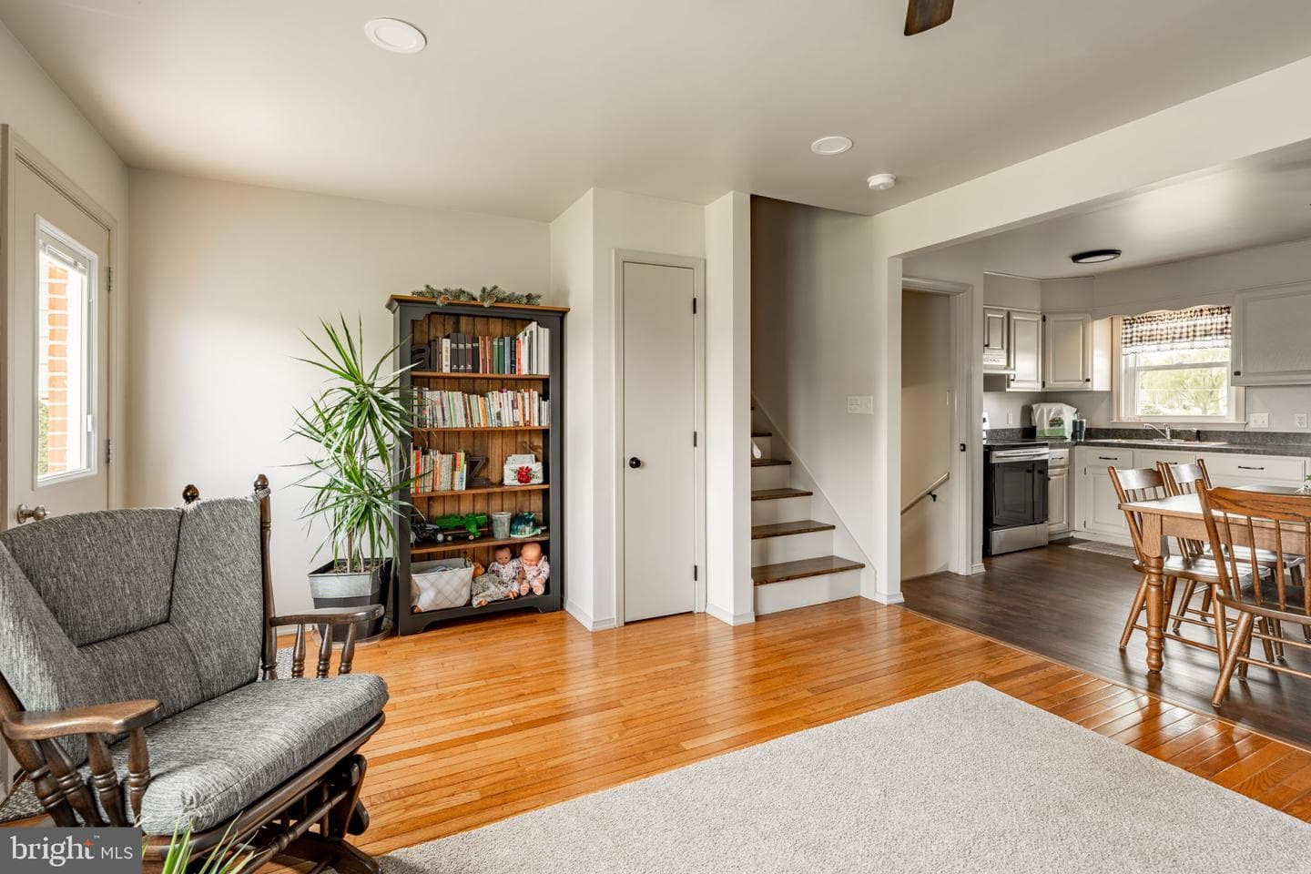 563 Airport Road photo 5