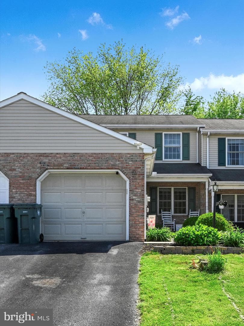 43 Evans Drive photo 3