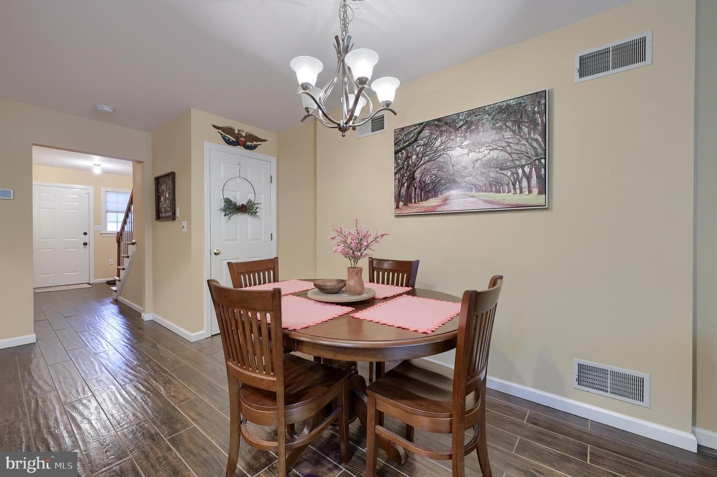 119 Pepperton Court photo 6