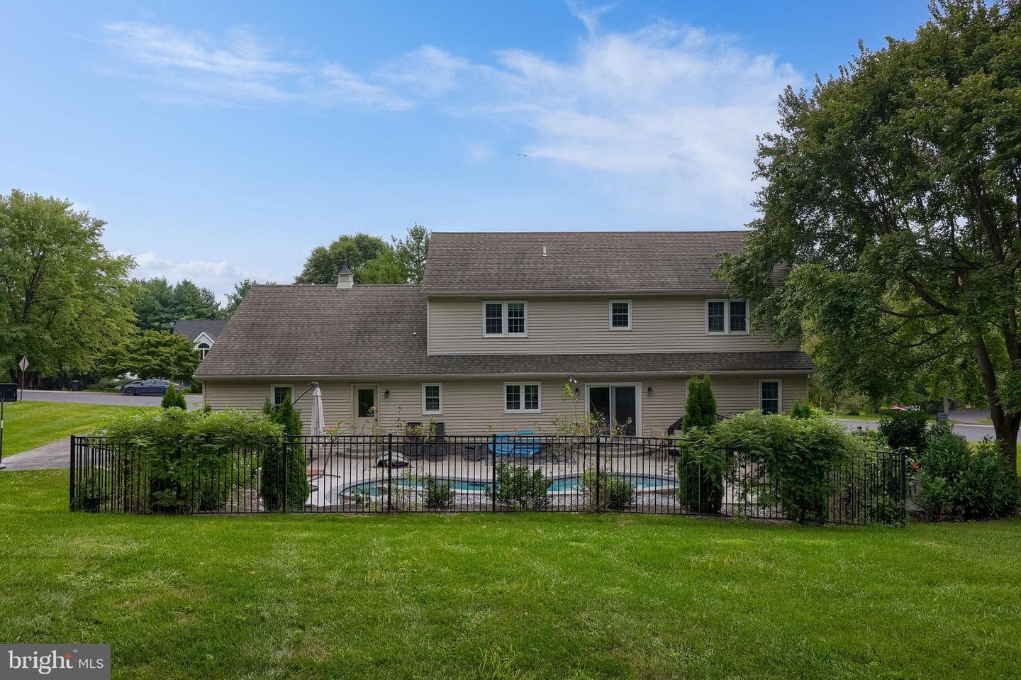 2504 Brookside Drive photo 5