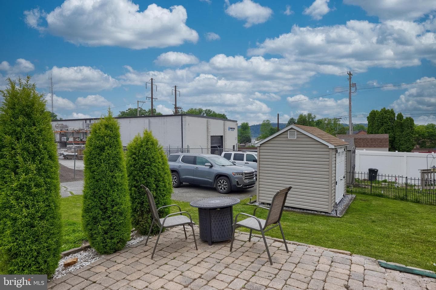 114 Walnut Street photo 19