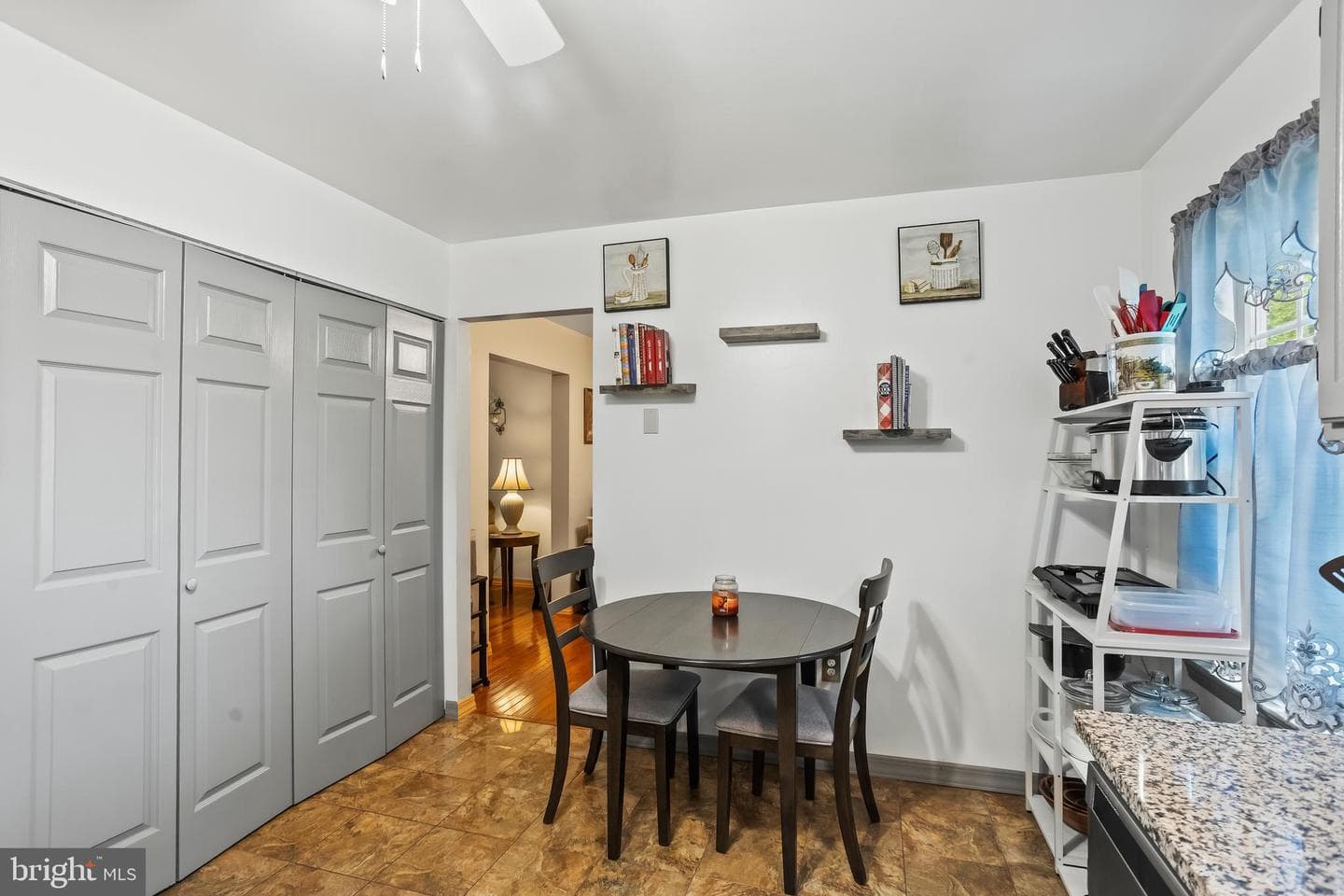 33 Rosewood Lane photo 15