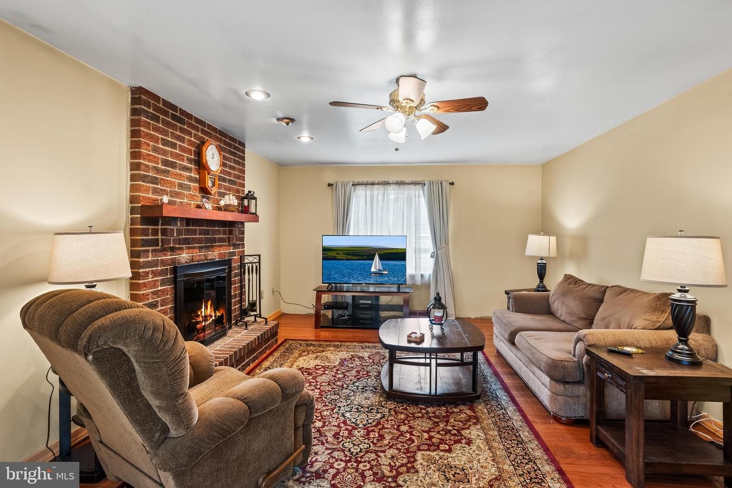33 Rosewood Lane photo 5