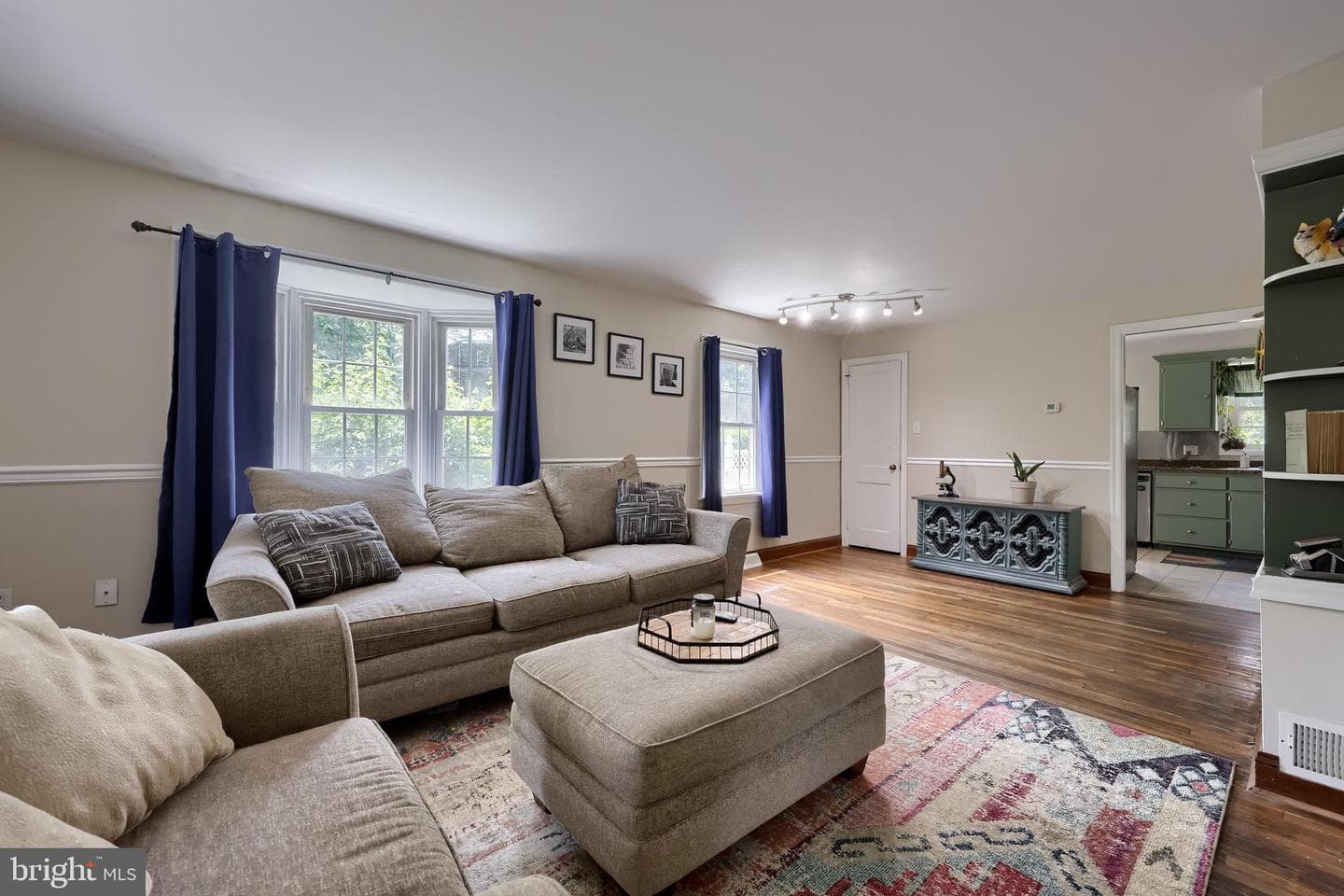 110 Nassau Road photo 6