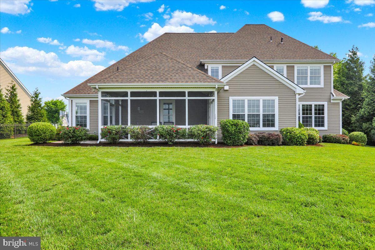 464 Greenhedge Drive photo 59