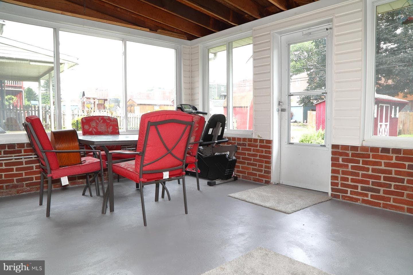 1145 Jamaica Road photo 6