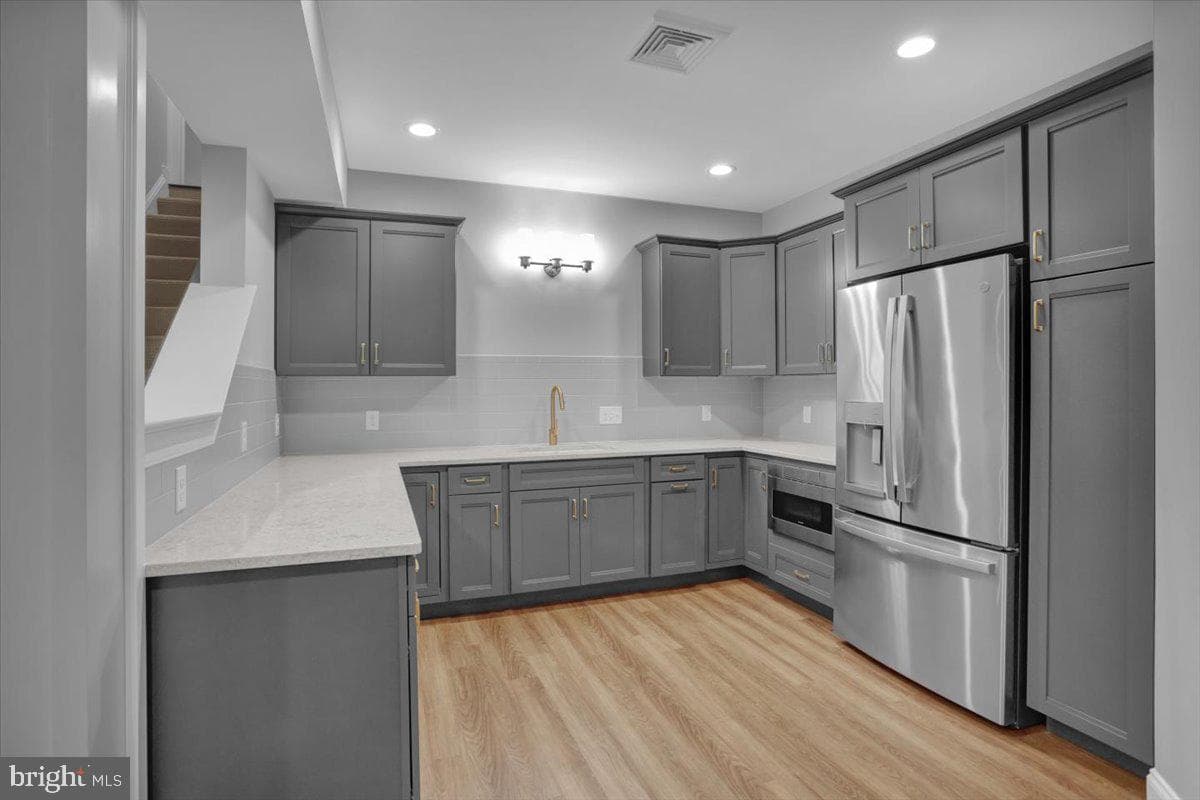 641 Skyler Drive photo 40