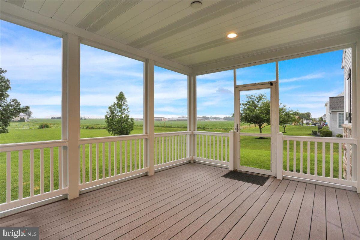 641 Skyler Drive photo 48