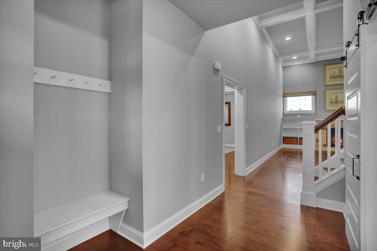 641 Skyler Drive photo 5