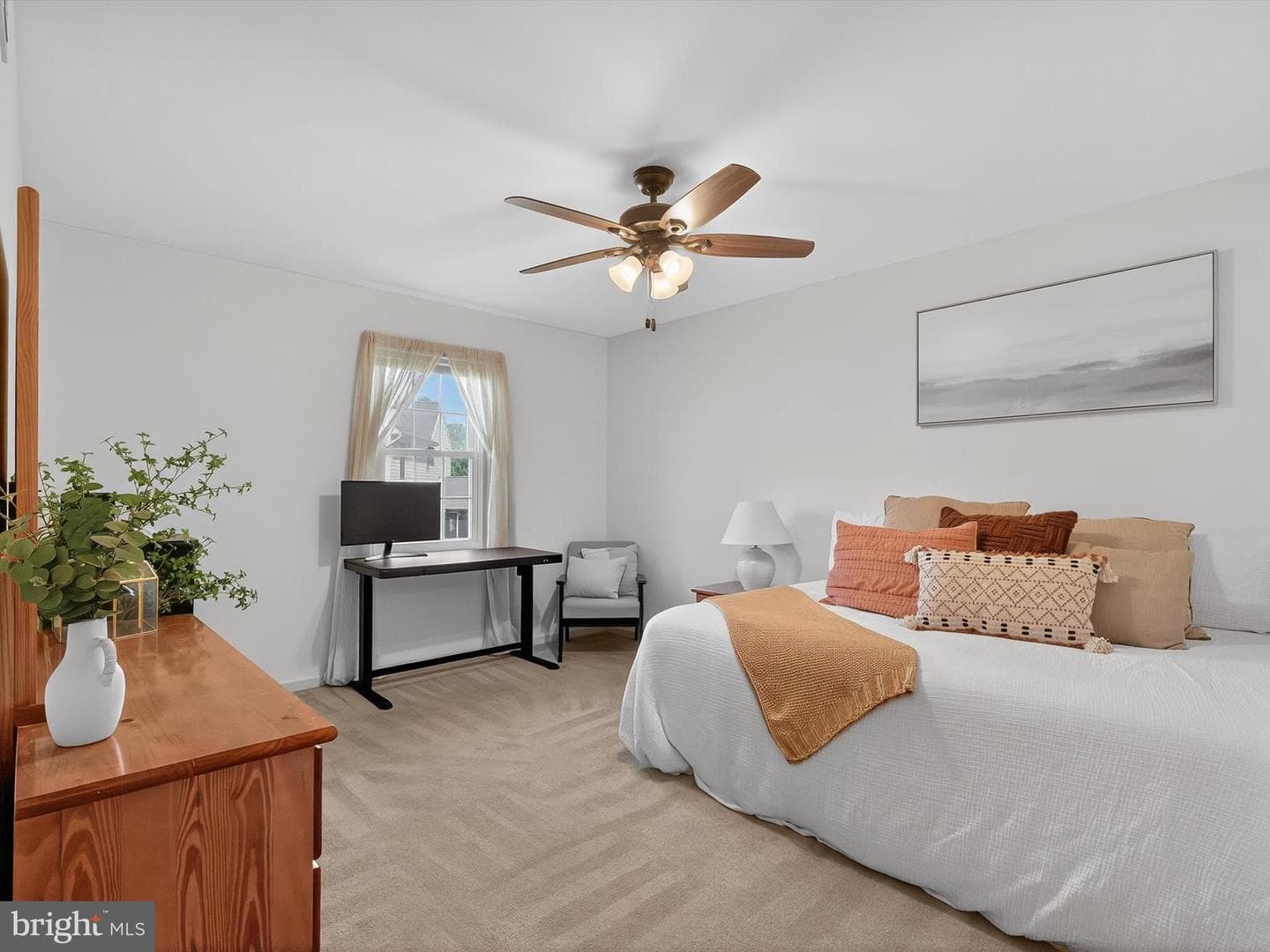 27 Diane Avenue photo 15