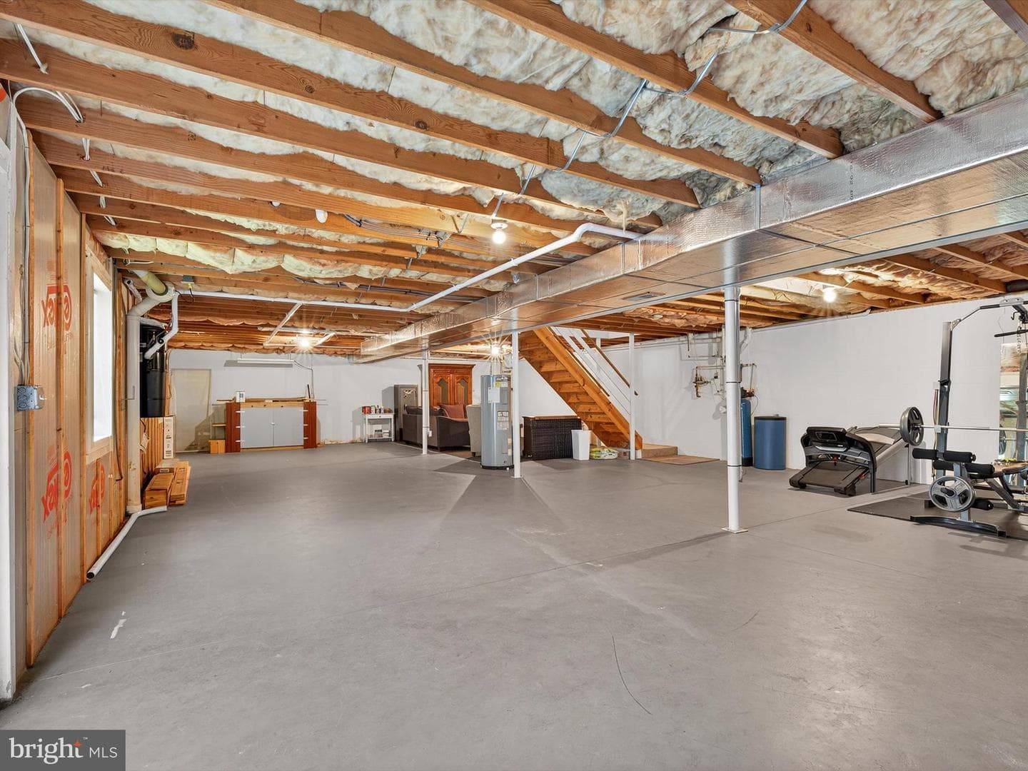 27 Diane Avenue photo 23
