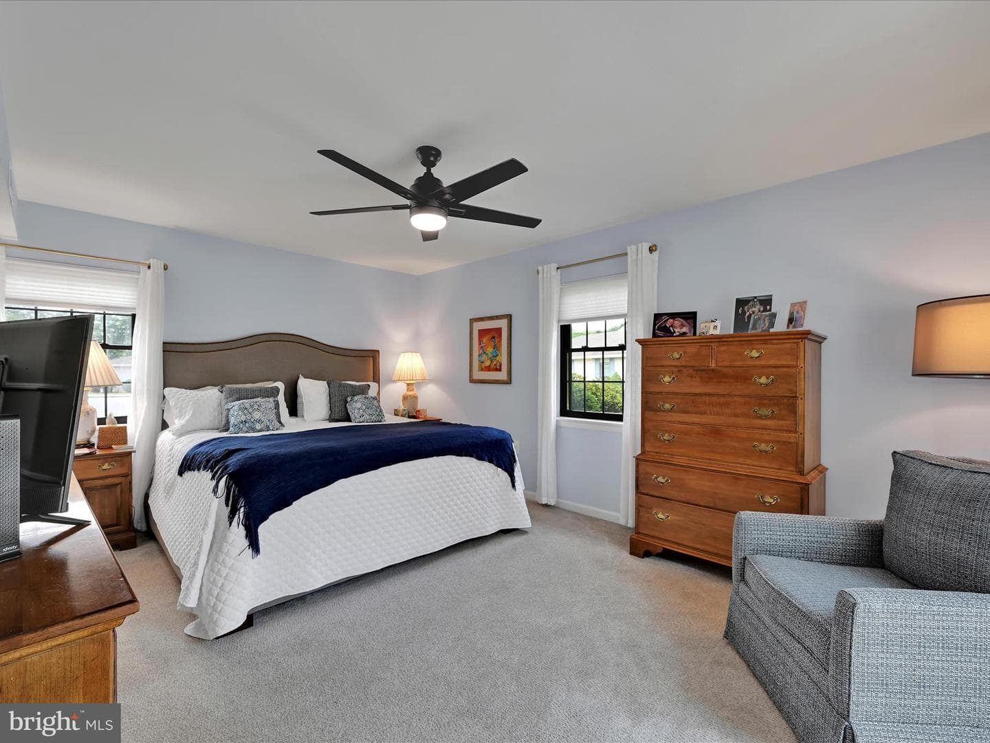 50 Valleybrook Drive photo 17