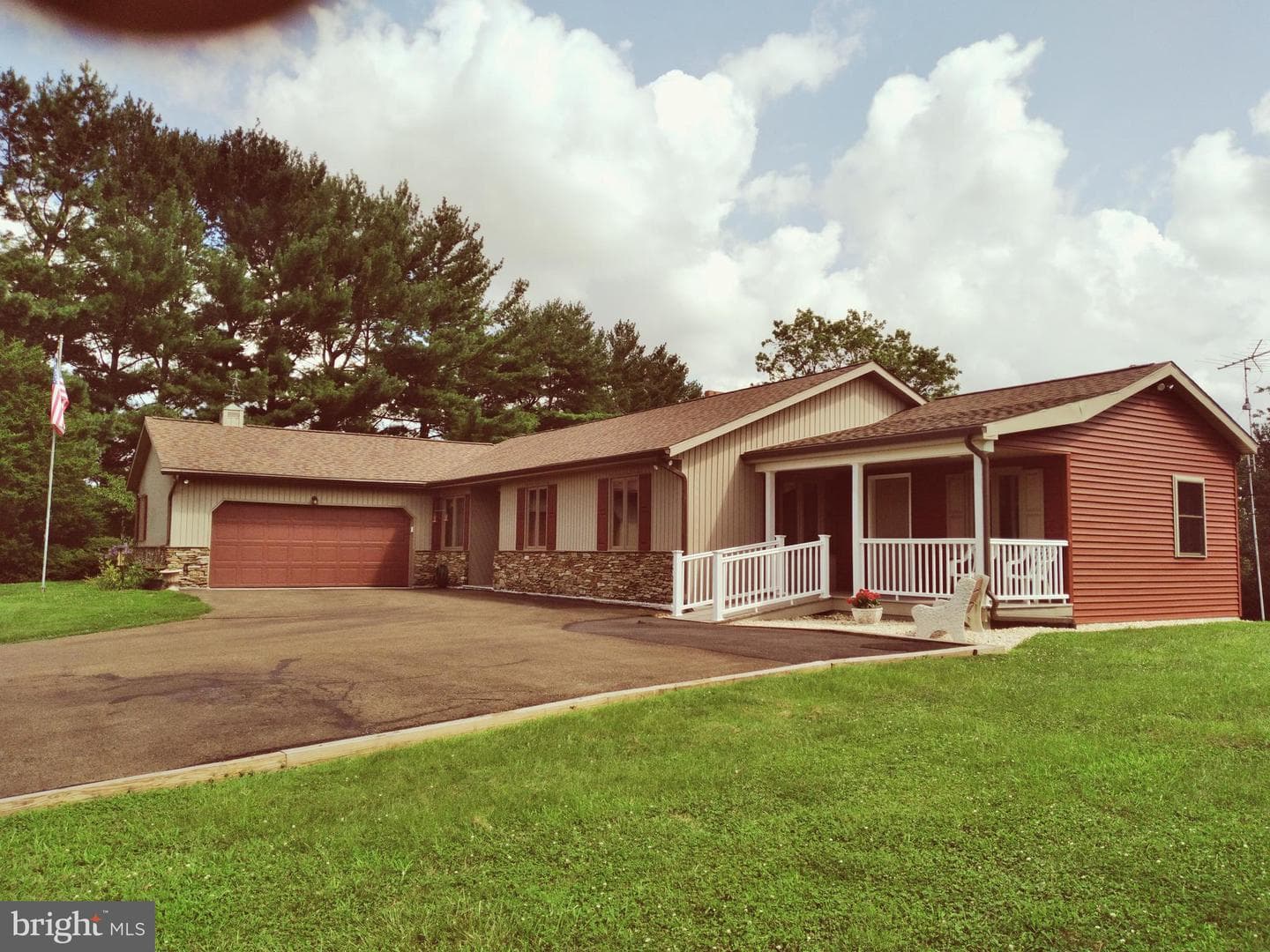 79 John Drive photo 4