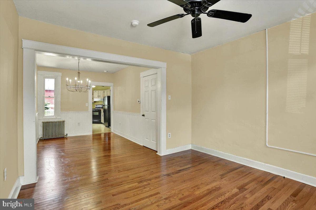729 E Chestnut Street photo 9