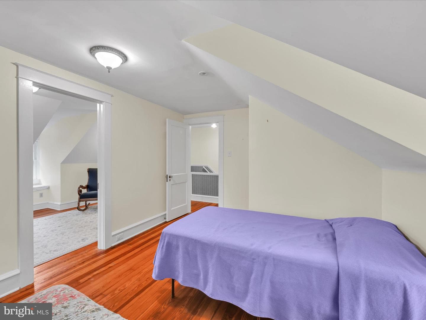 528 State Street photo 27