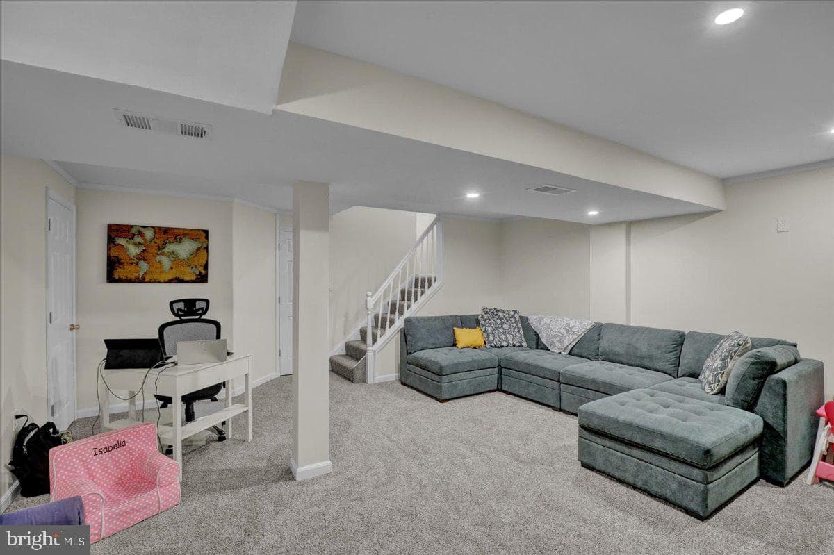 8 Spring Hill Lane photo 19