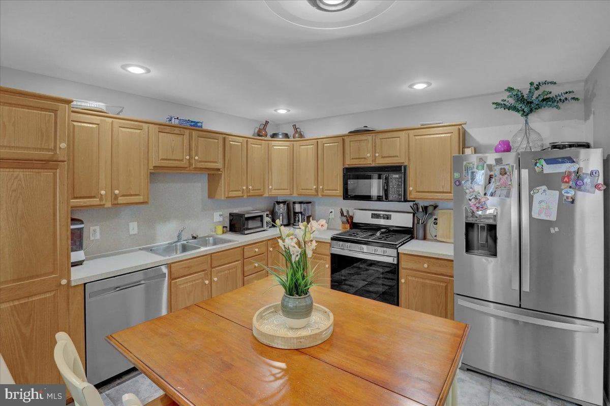 8 Spring Hill Lane photo 7
