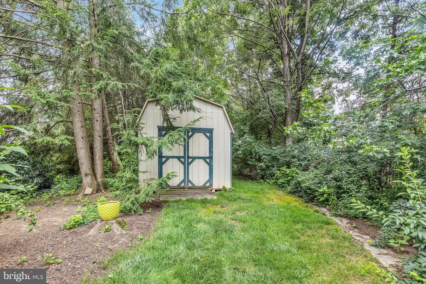 629 S Spruce Street photo 28