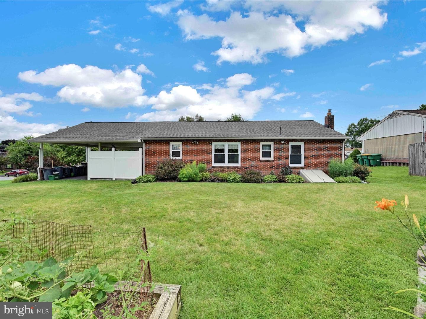 415 Redwood Drive photo 28