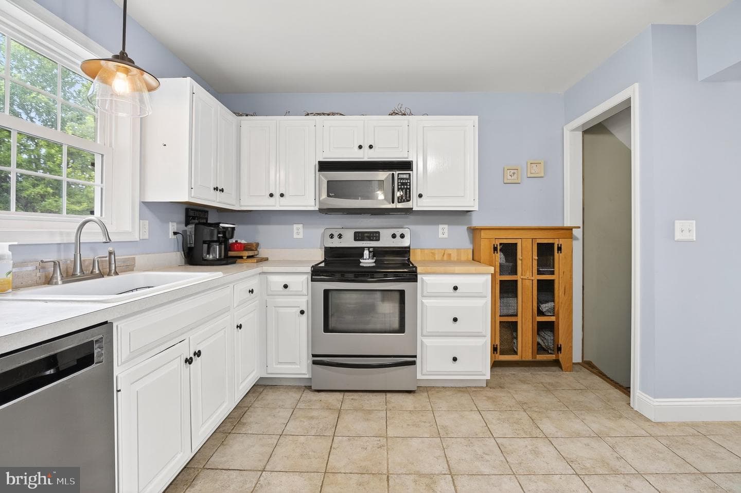 104 Chelmsford Drive photo 11