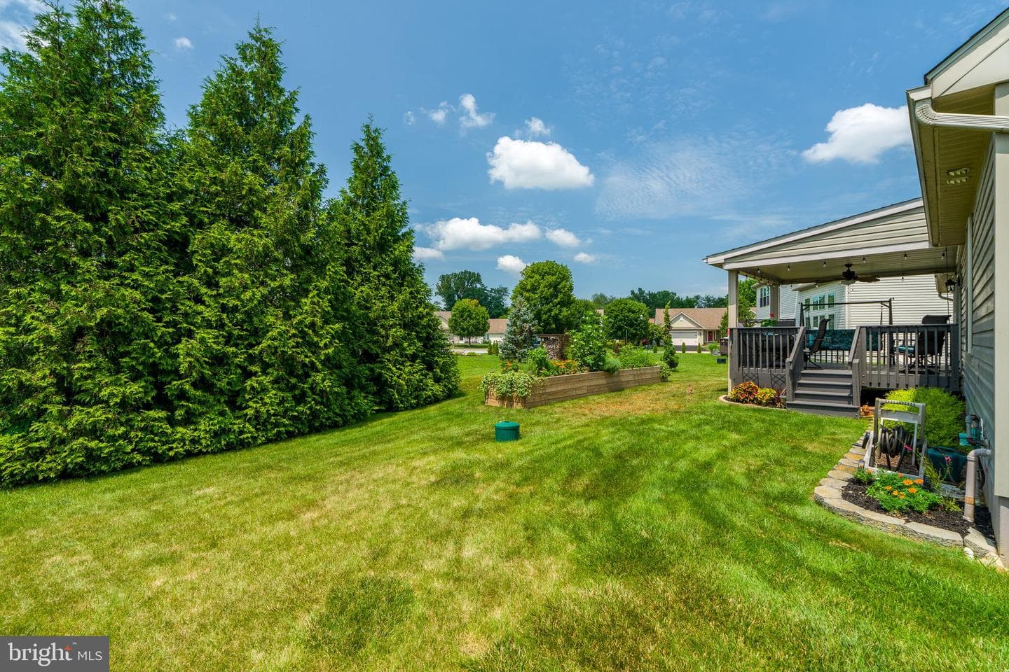 280 Greystone Lane photo 4