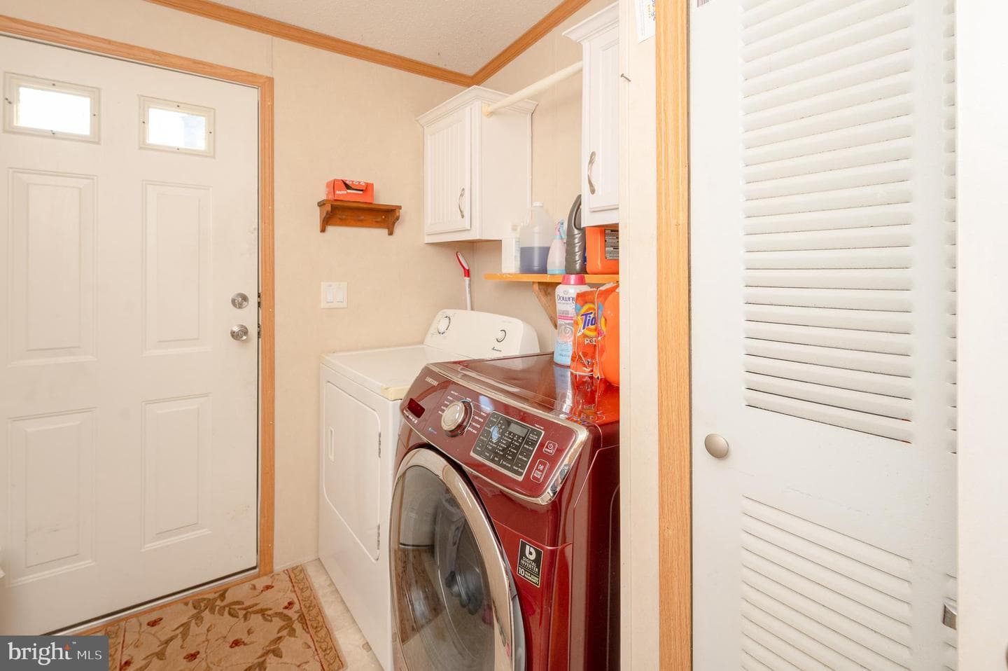 822 Gail Place photo 18