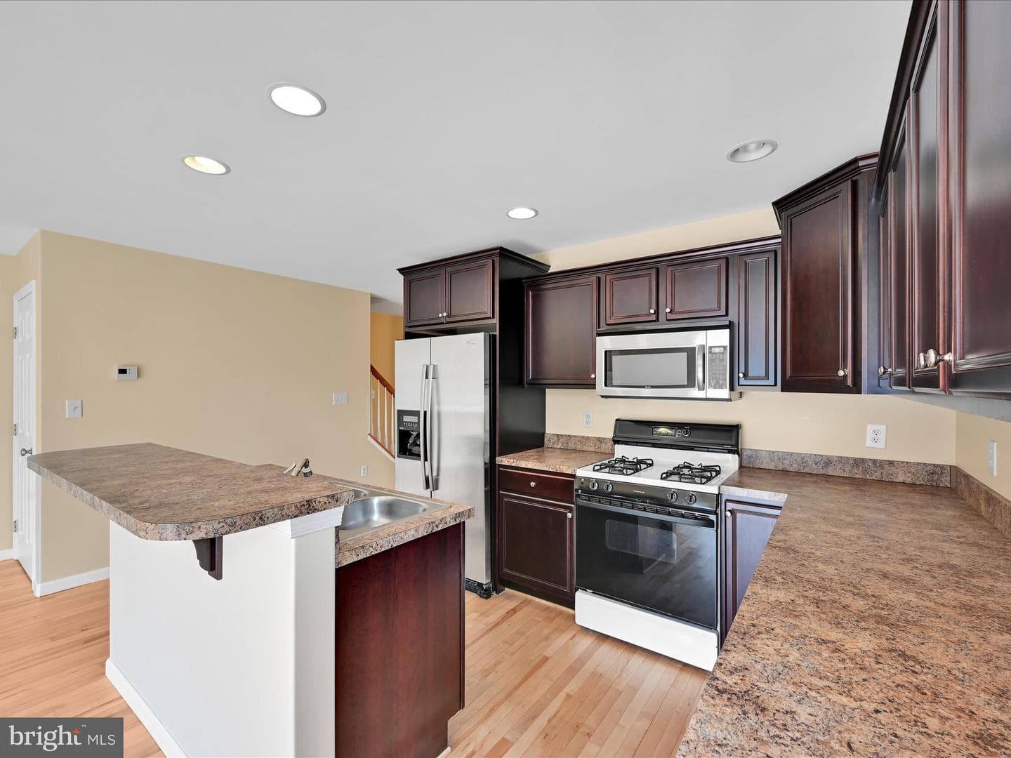 230 Lakeside Crossing photo 11