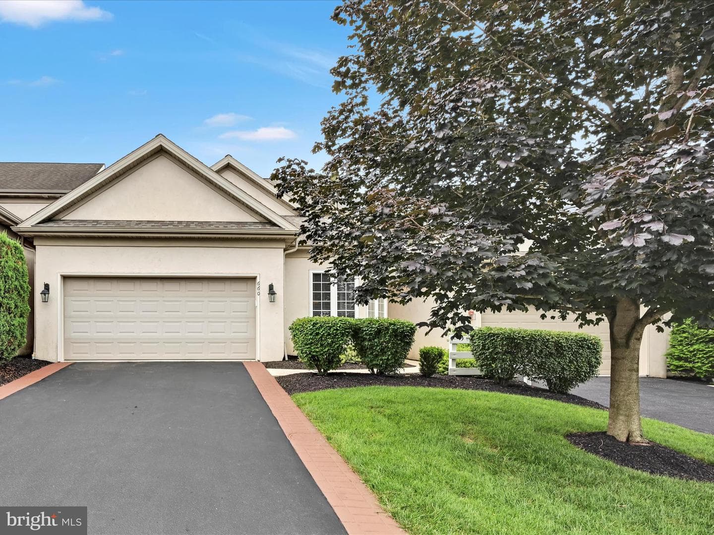660 Woodfield Drive