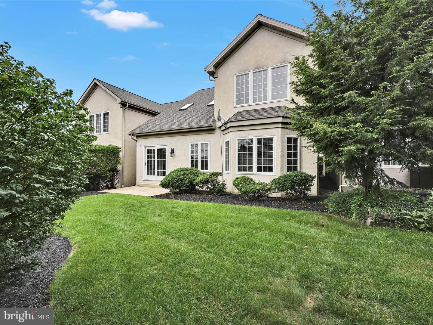 660 Woodfield Drive photo 30
