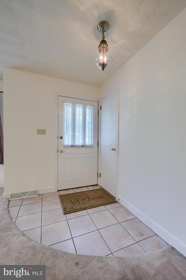 1075 Richmond Road photo 4