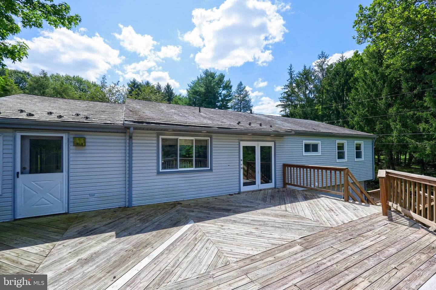 1075 Richmond Road photo 42