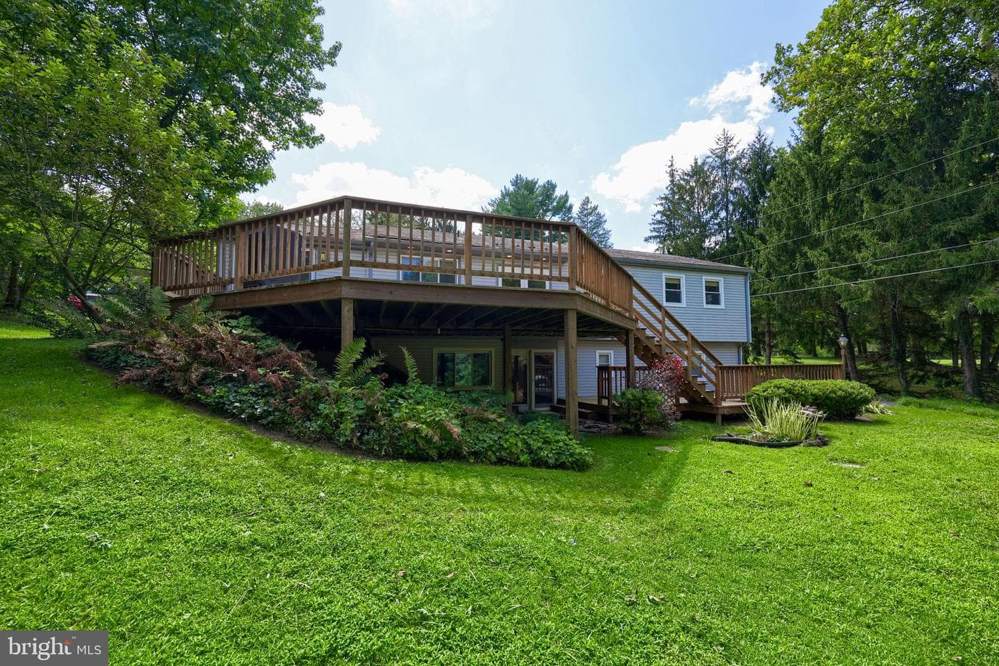 1075 Richmond Road photo 44