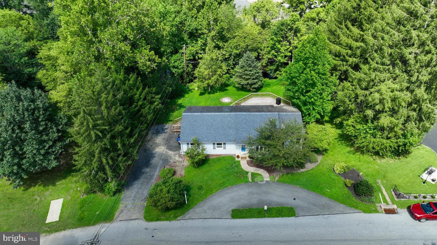 1075 Richmond Road photo 51