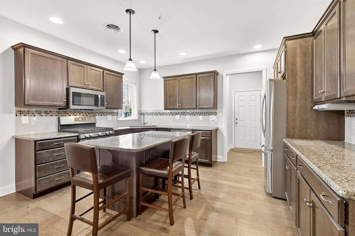 349 Pin Oak Drive photo 10
