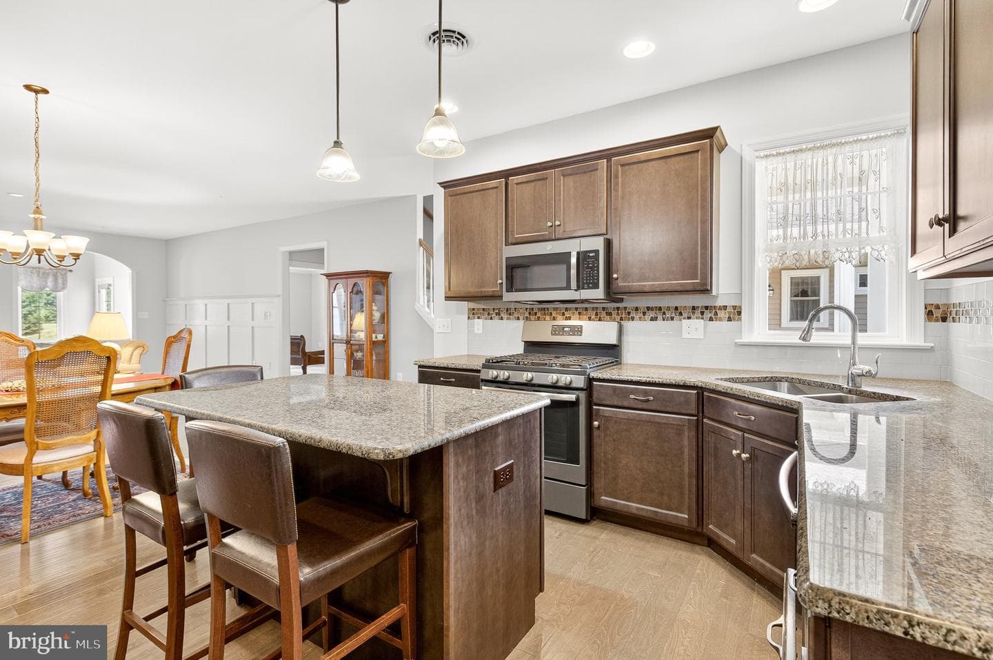 349 Pin Oak Drive photo 11