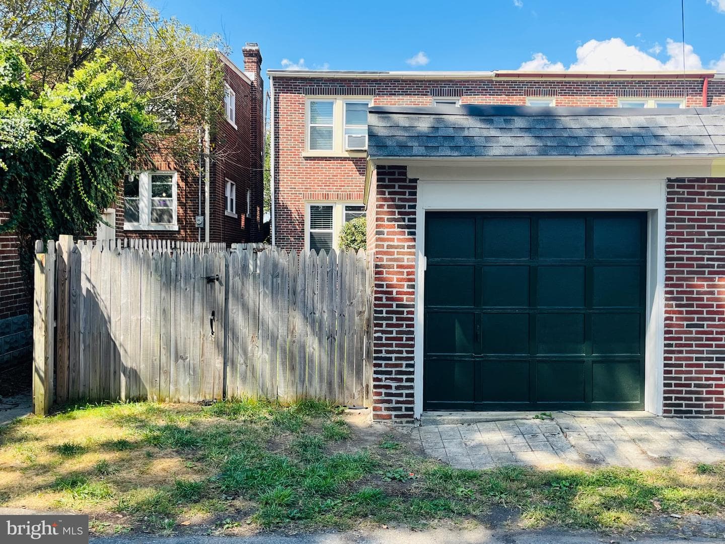 231 S West End Avenue photo 11