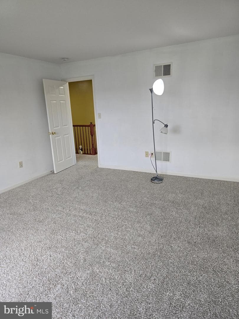 625 Warminster Lane photo 24