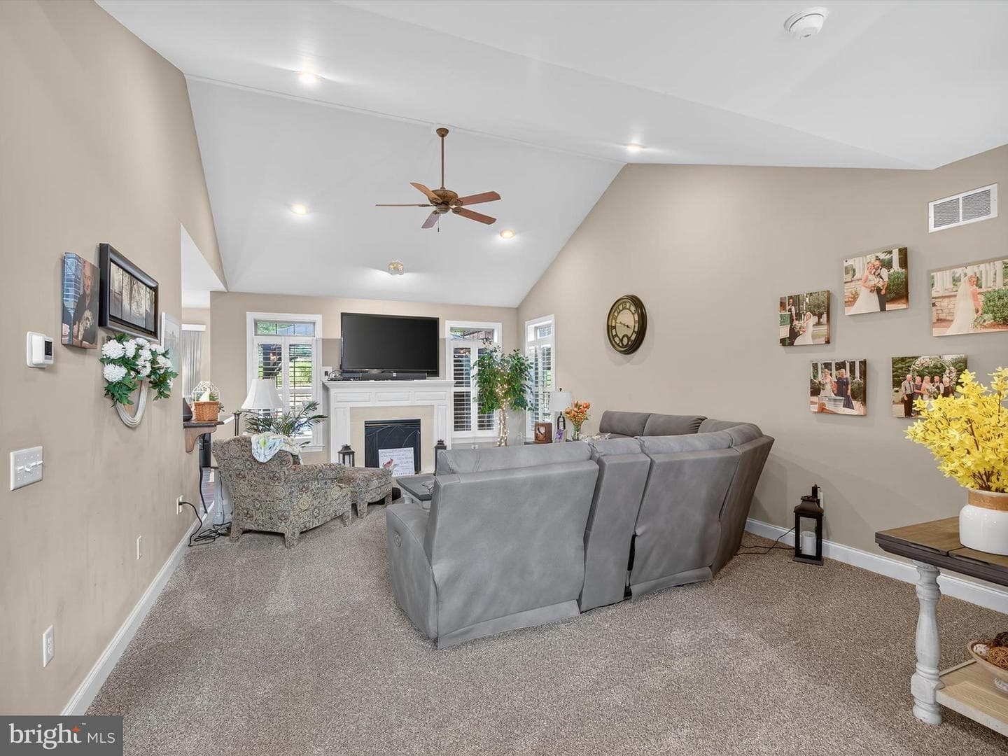 667 Golden Eagle Way photo 16
