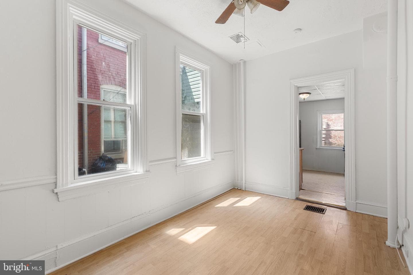 475 Locust Street photo 10