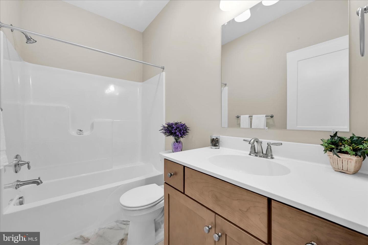 126 N. West View photo 28