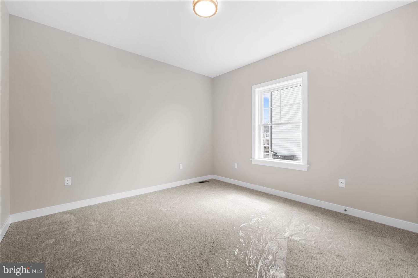 126 N. West View photo 29