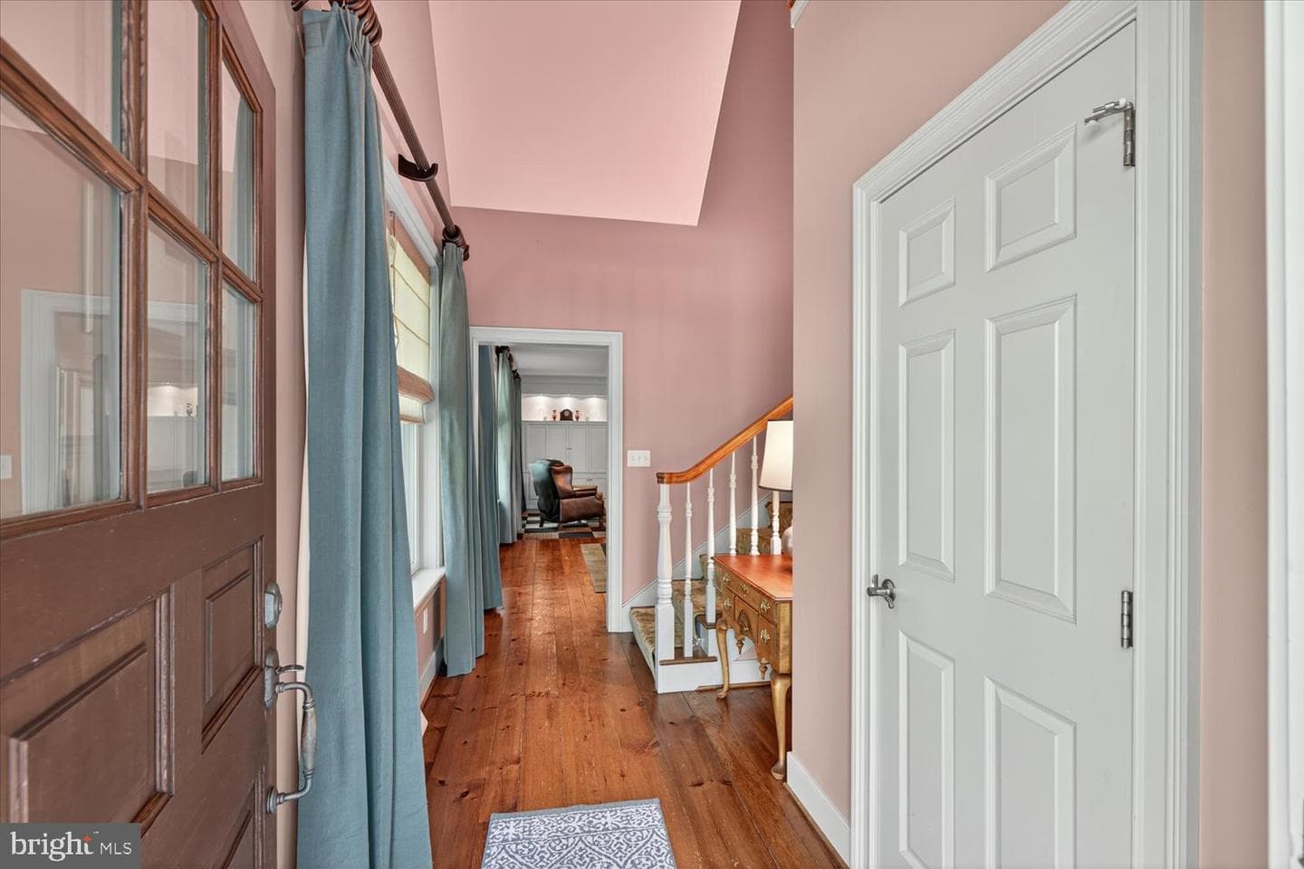 815 Laurel Ridge Road photo 4