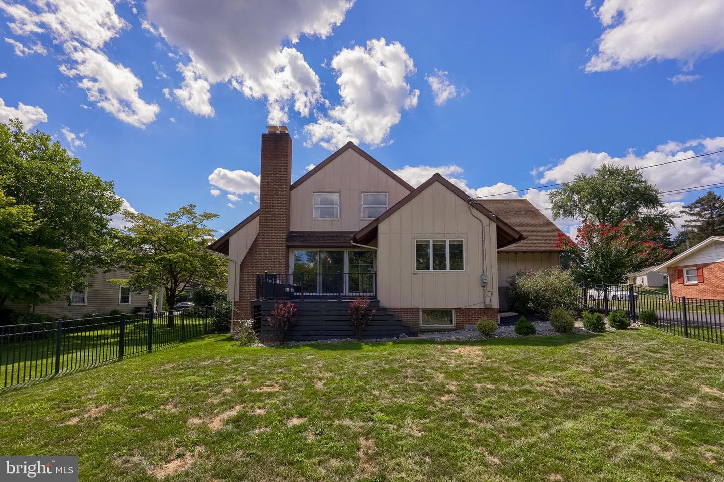 1841 Wheatland Avenue photo 44