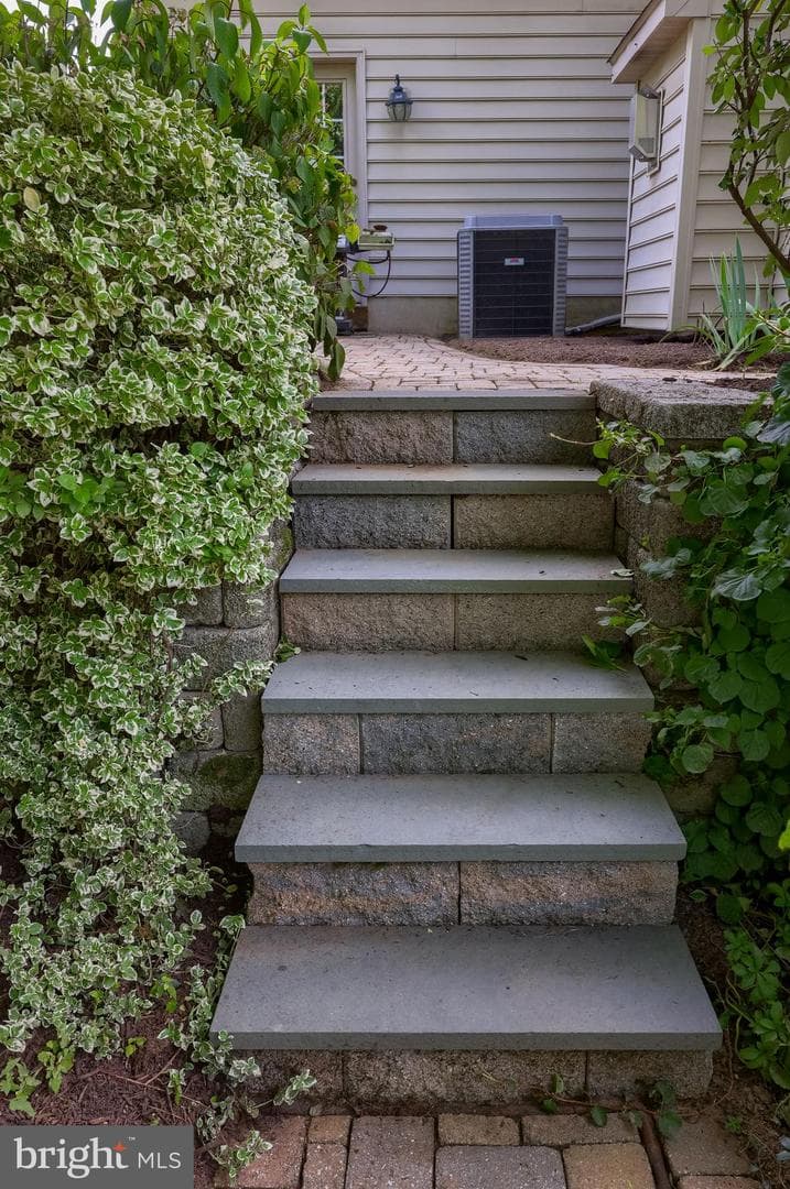 391 Ecker Drive photo 72