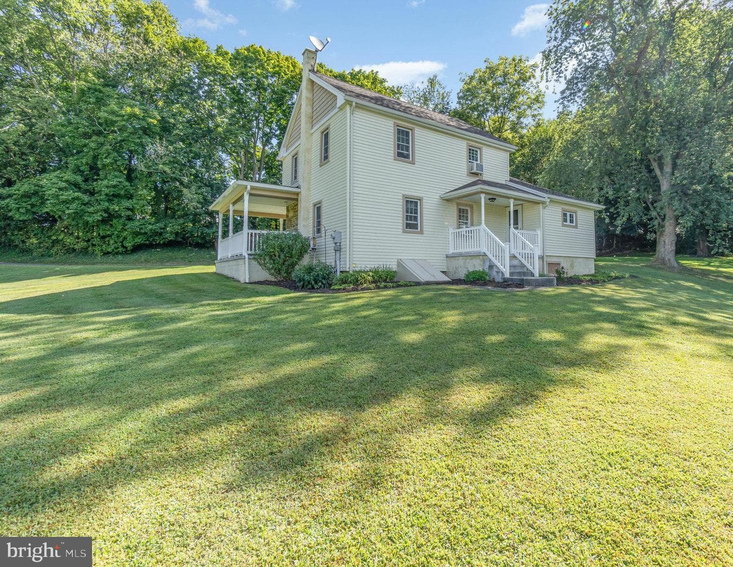 658 Martic Heights Drive photo 26