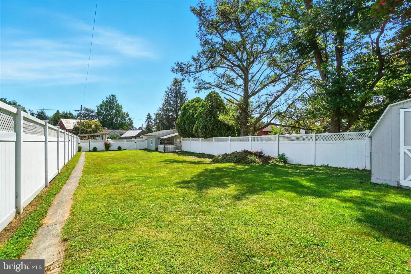 131 N Cedar Street photo 26